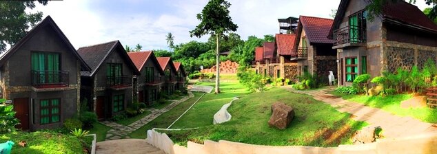 Club Manuel Cabins