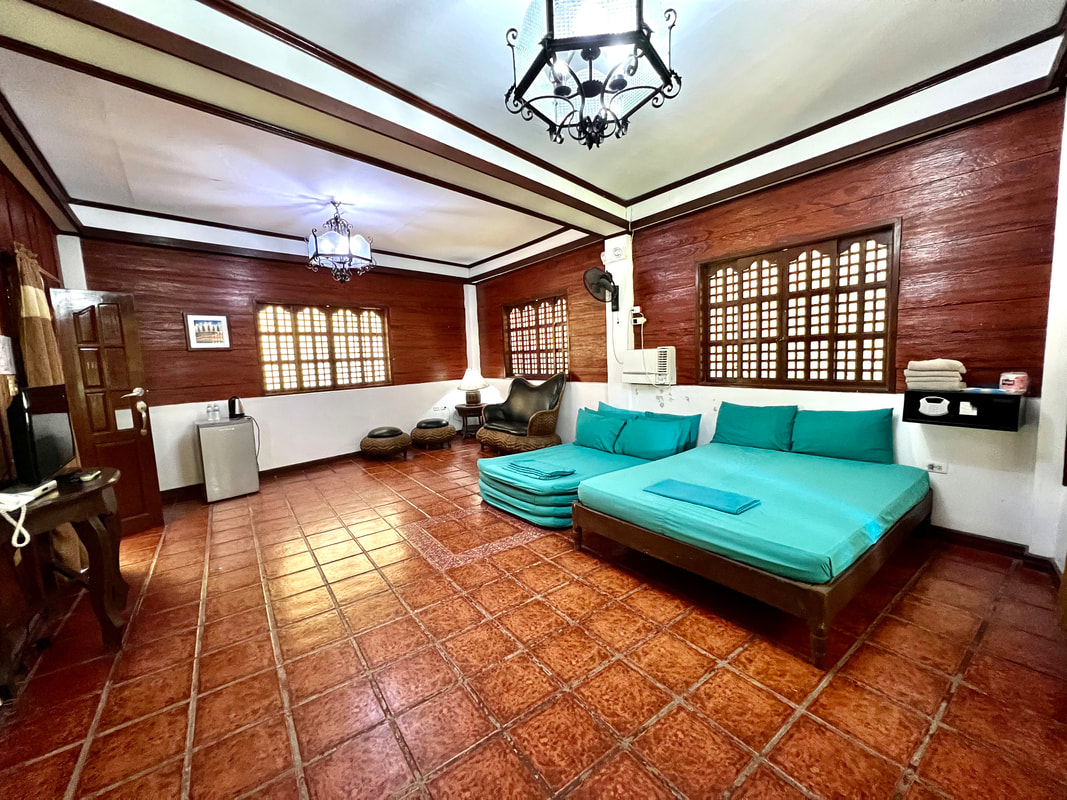 Blue House Suites